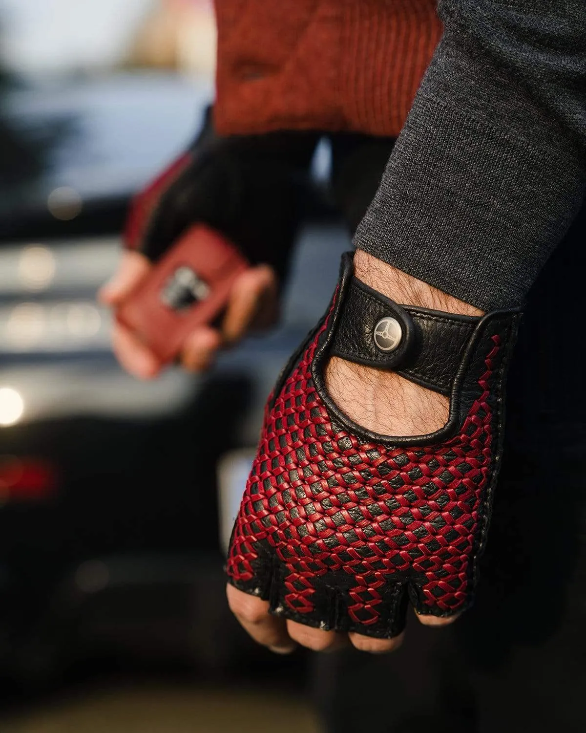 BESPOKE - Fingerless Peccary Leather Driving Gloves - Black/Red