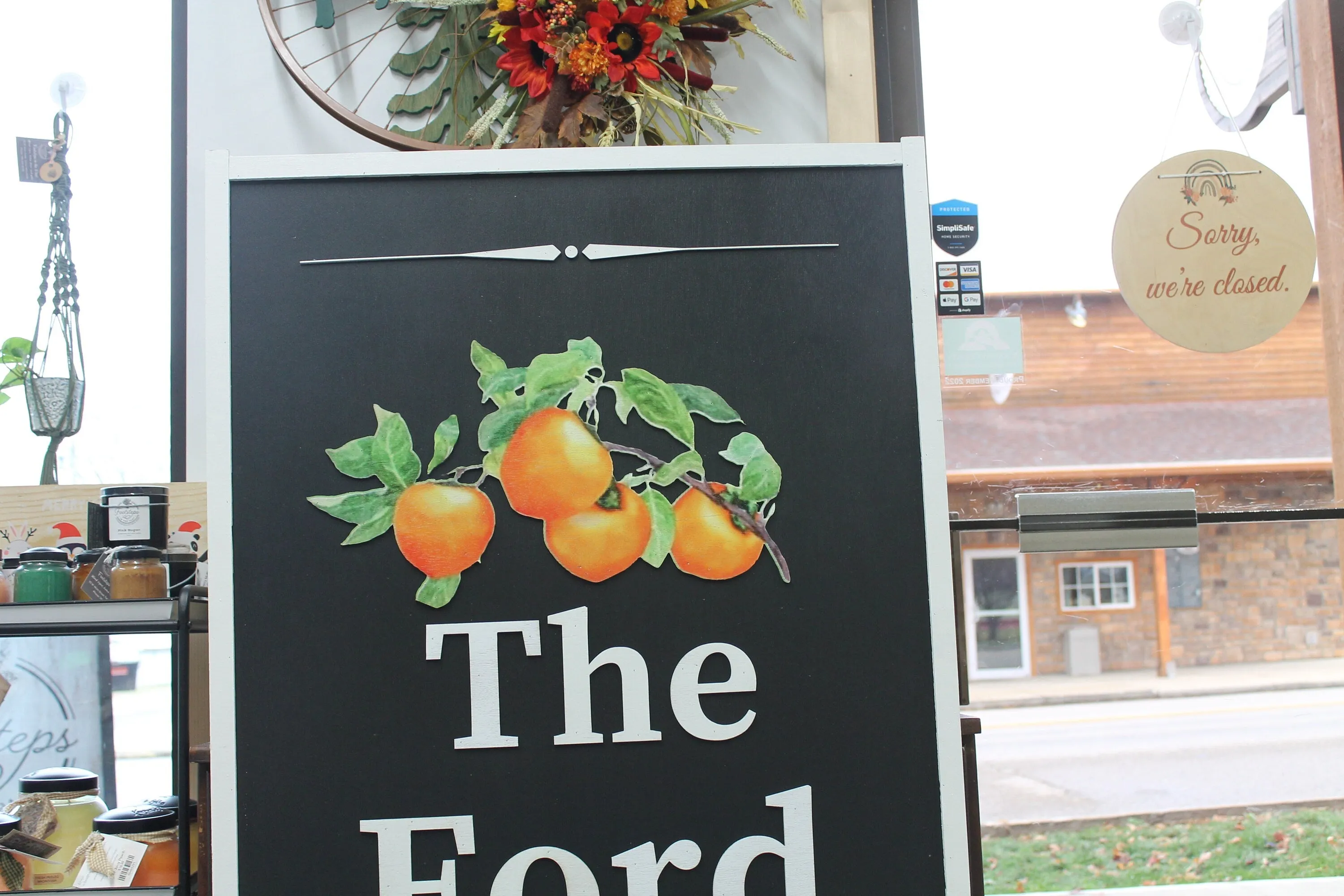 Hotel Peaches Oranges Customized Personalized Logo Uv printed and Raised letters Commerical Signage Elevated logo Business Front Sign