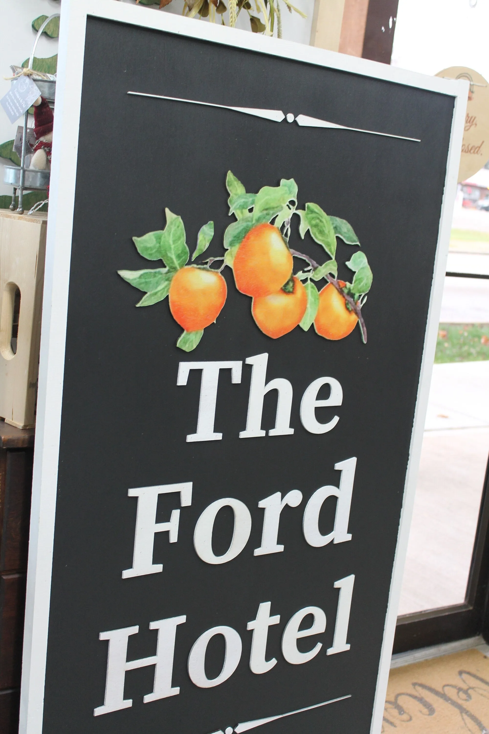 Hotel Peaches Oranges Customized Personalized Logo Uv printed and Raised letters Commerical Signage Elevated logo Business Front Sign