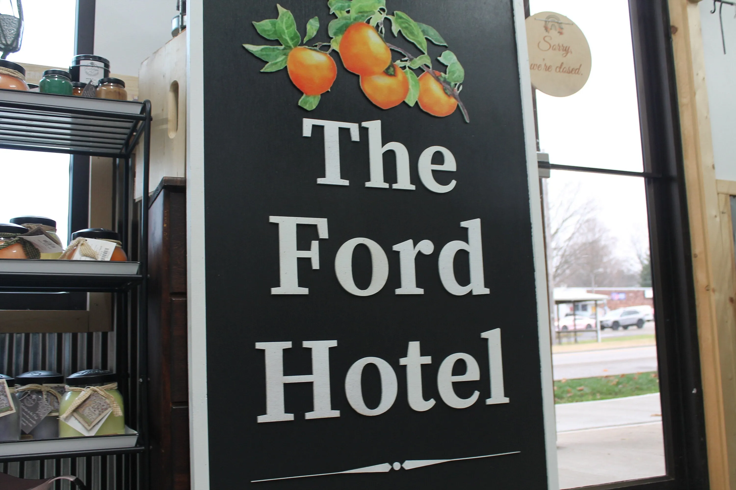 Hotel Peaches Oranges Customized Personalized Logo Uv printed and Raised letters Commerical Signage Elevated logo Business Front Sign