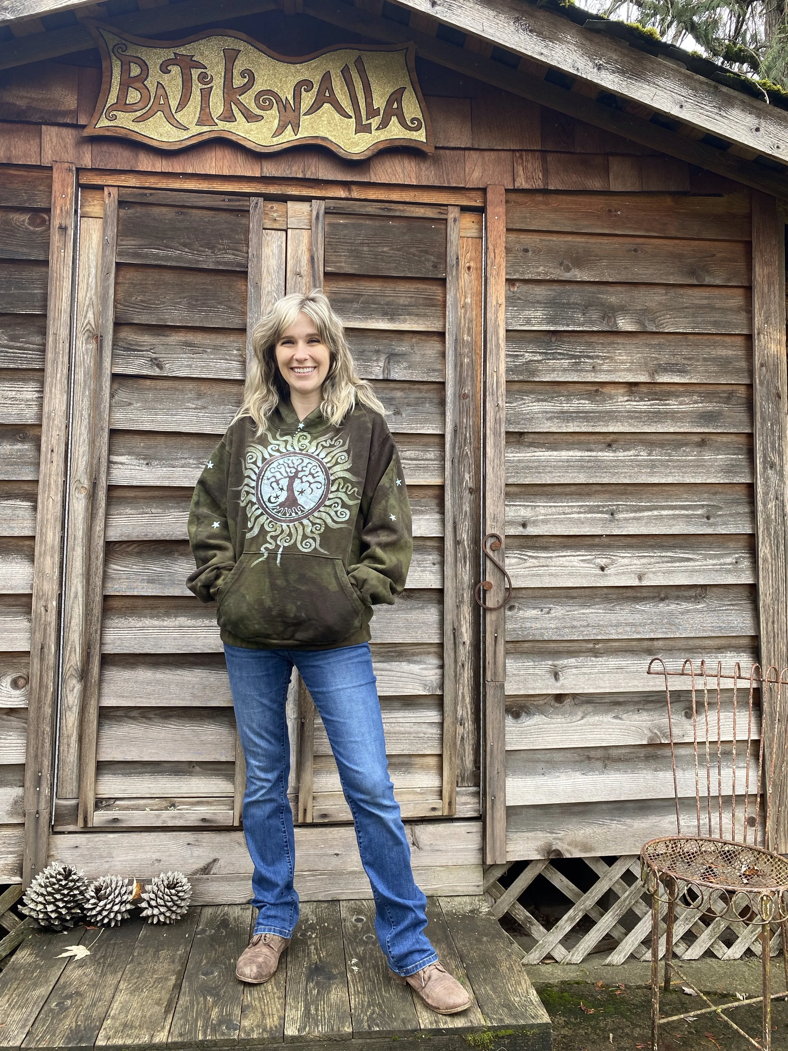 Made For Amanda MEMBERSHIP EXCLUSIVE Olive Tree of Life Batik Pullover Hoodie Size Large