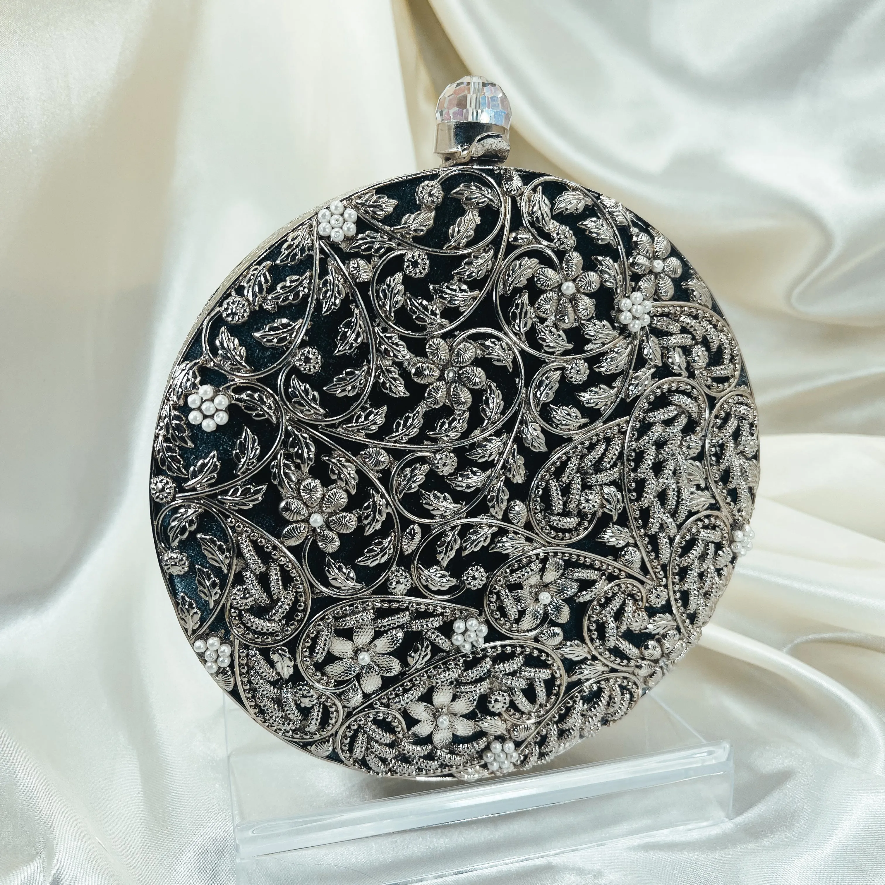 MAHI Clutch (Silver)