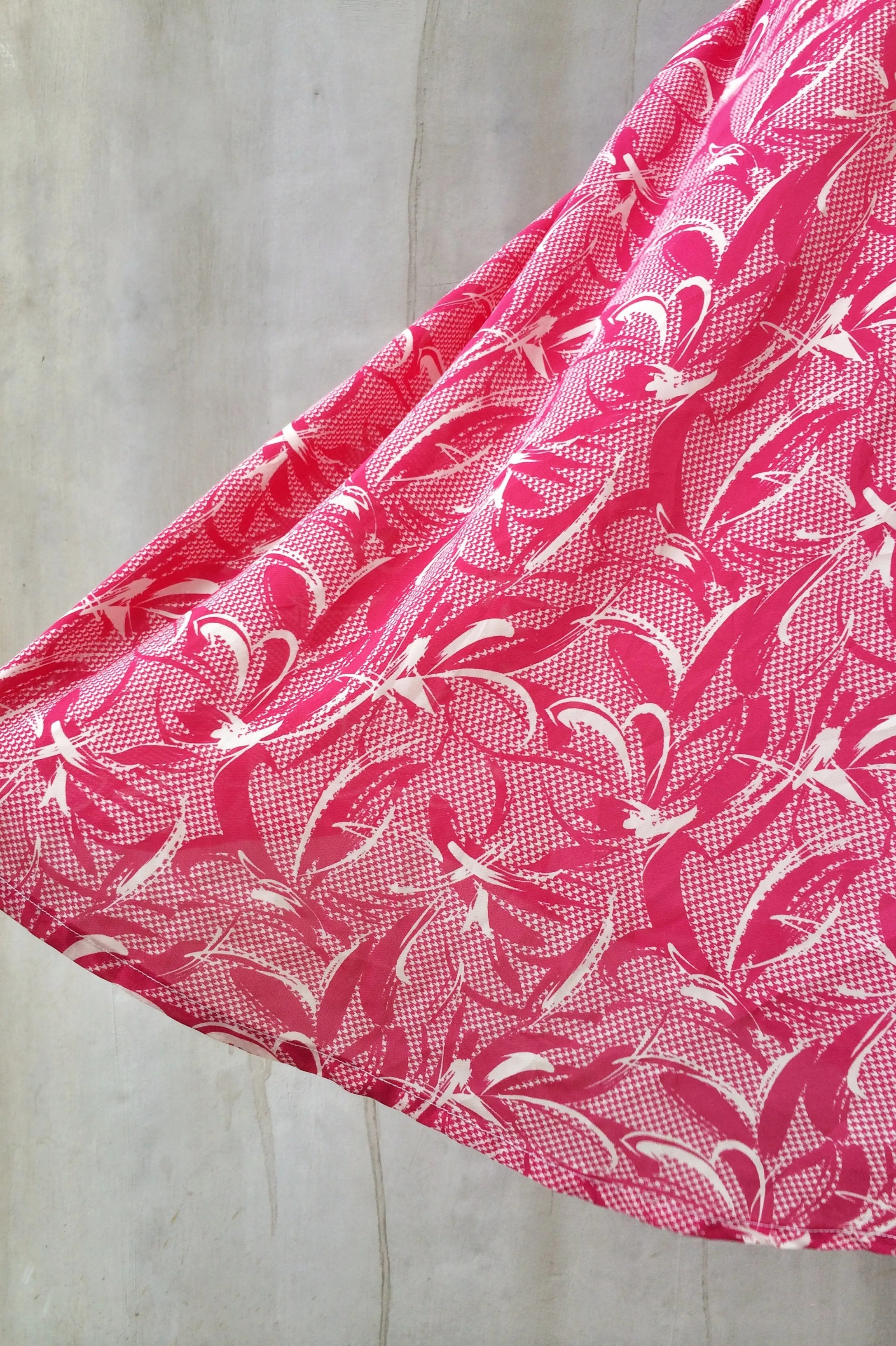 Pinkie Promise | Vintage 1980s Hot fuchsia pink Artistic brushstrokes Sleeveless Dress